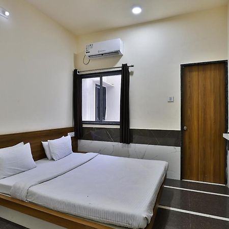 Spot On 37366 Hotel Mahalaxmi Dwarka  Luaran gambar